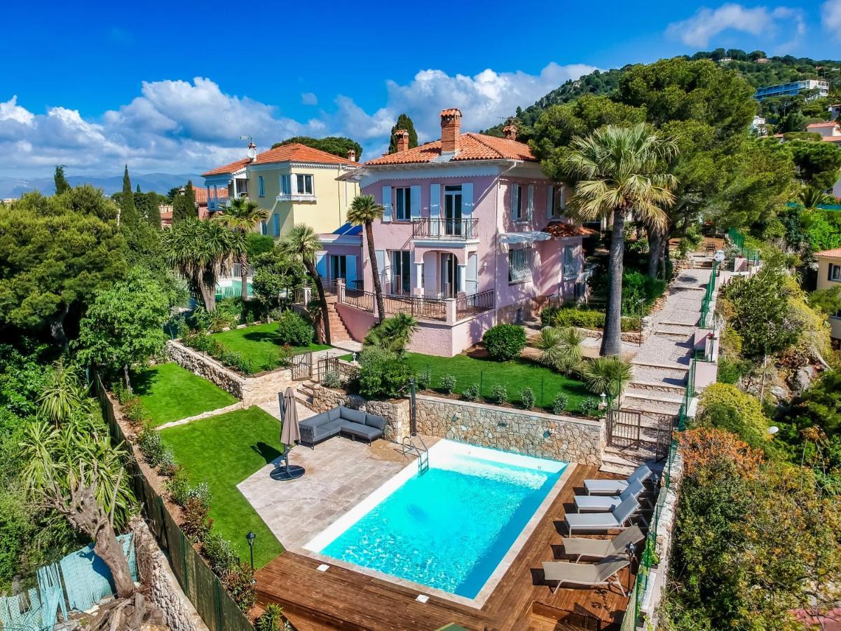 Stunning Seaview Villa. Sur Villa *